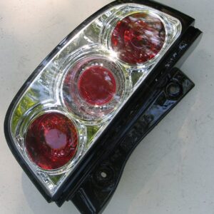 Nissan Micra - оптика задняя хром