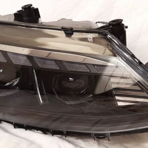 Volkswagen Jetta Mk6 2012+ оптика передняя FULL LED тюнинг стиль Audi B9.5 ZH