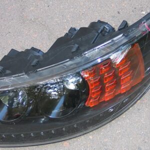 Hyundai  Santa Fe 2 оптика передняя