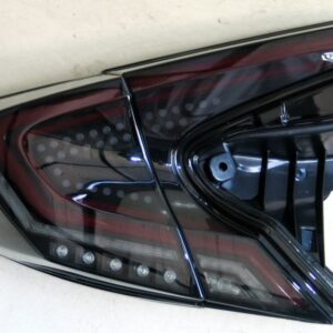 Toyota C-HR LED оптика задняя черная