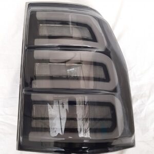Mitsubishi Pajero Mk4 2006+ оптика задняя LED  черная WH