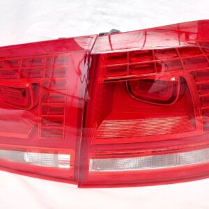 Volkswagen Touareg NF оптика задняя LED красная RSU